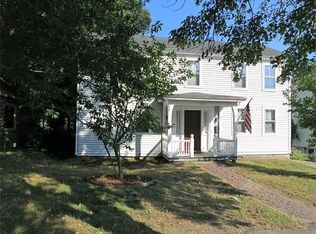 684 Washington St, Holliston, MA 01746