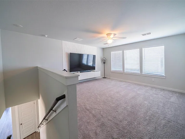 21802 Blue Daisy Ct — Photo 26