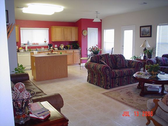 Spacious family room open to kitchen and breakfast nook