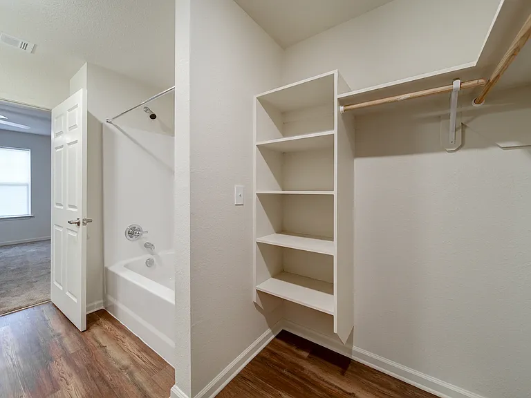 The Hub on Harris Apartment Homes — Photo 19