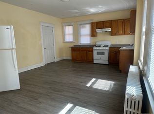 146 Adams St, Hartford, CT 06112