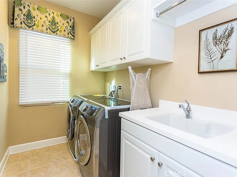 64 Thornapple — Photo 23