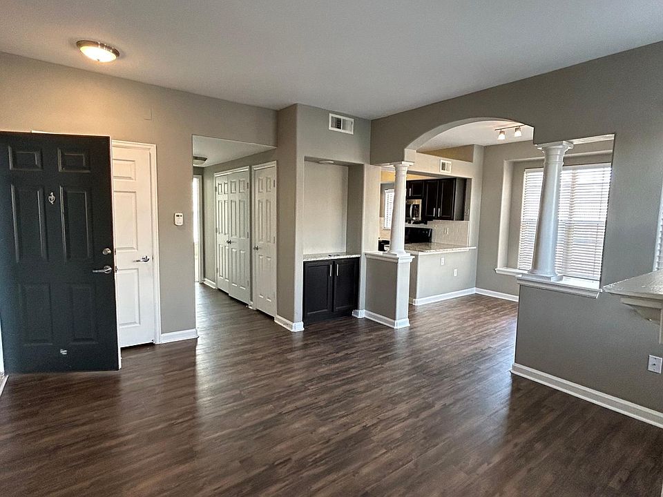1st image of 1601 Coalton Rd #3-23203