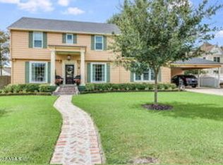 820 E 3rd St, Crowley, LA 70526
