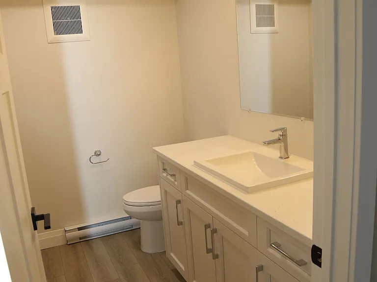 160B Sienna Ave — Photo 6