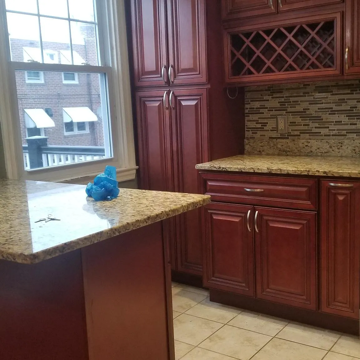 3 bed, 1.5 bath, 1120 sqft, $2,200 — Photo 4