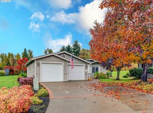 138 Chad Dr, Cottage Grove, OR 97424