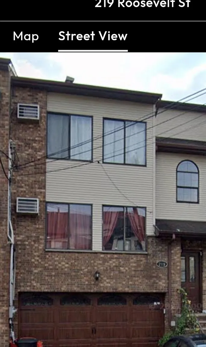 3 bed, $3,350 — Photo 1