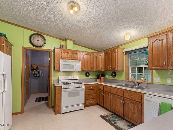 4th image of 6411 Berrien St