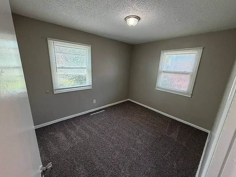 1617 E Tulsa St #1617 — Photo 6
