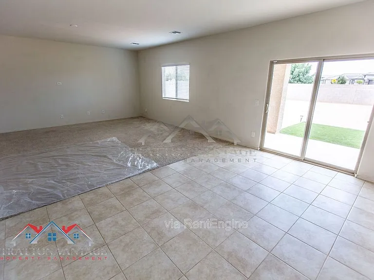 43620 W Mescal Dr — Photo 31