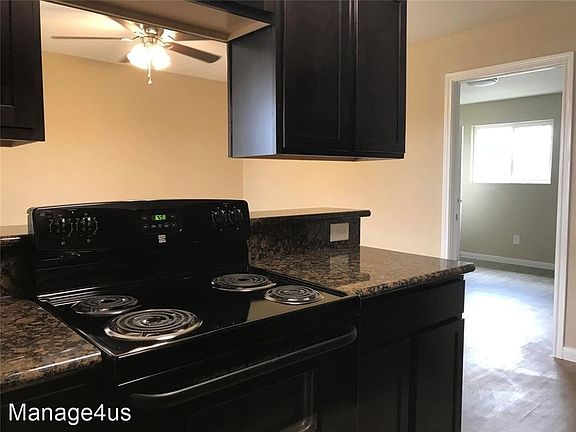 3rd image of 704 Avenue B APT 6