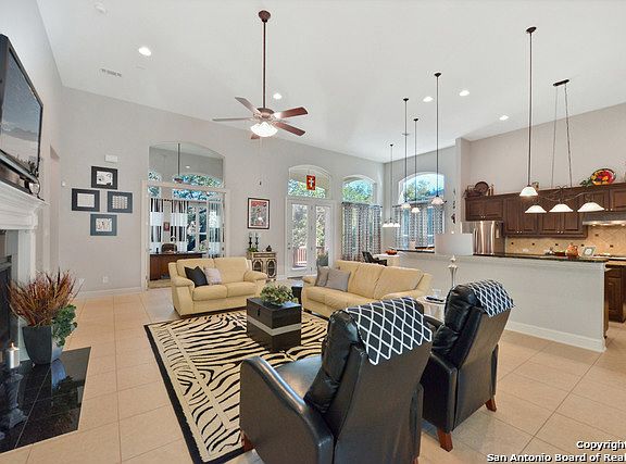 4th image of 9627 Torrington Way