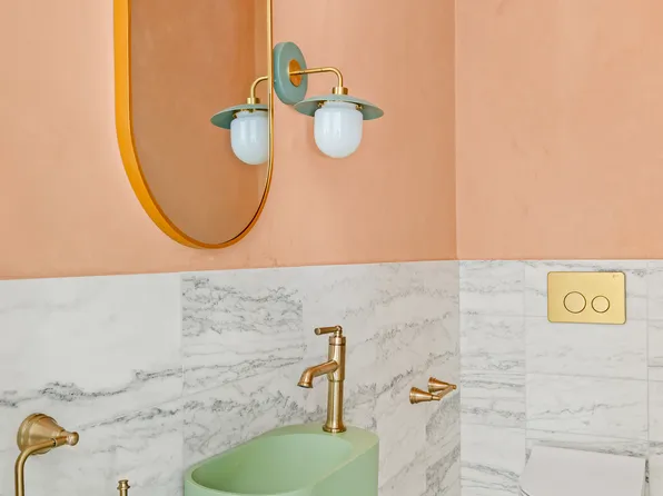 453 Stratford Road image 4 of 28