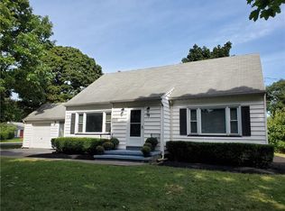 78 Ridge Port Dr, Rochester, NY 14617