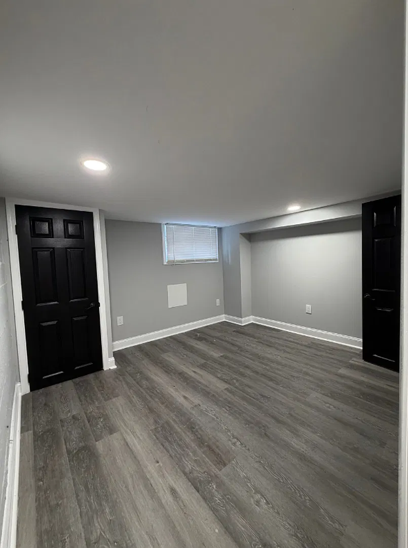 415 Cambria st $800 Available (Private Bath) — Photo 4