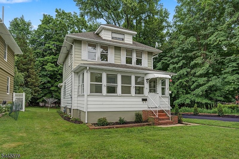 1st image of 16 Garden Ave