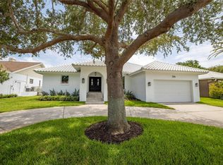 506 Barcelona Dr, Tierra Verde, FL 33715