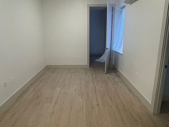 5th image of 20 E 212th St #3A
