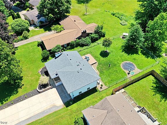 3rd image of 4277 Woodleigh Ln