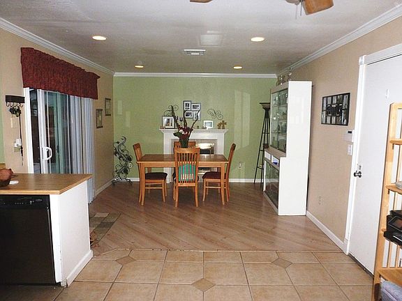 2nd image of 881 Sultana Dr