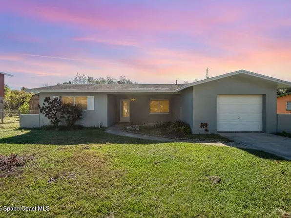 2425 Heritage Dr, Titusville, FL 32780