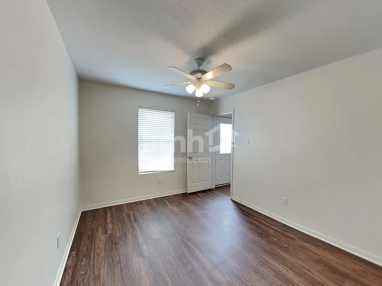 3631 Barkers Crossing Ave — Photo 12