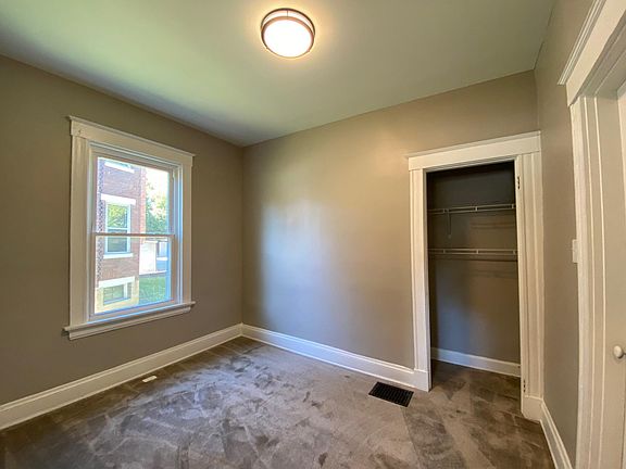 3rd image of 2804 Observatory Ave #1