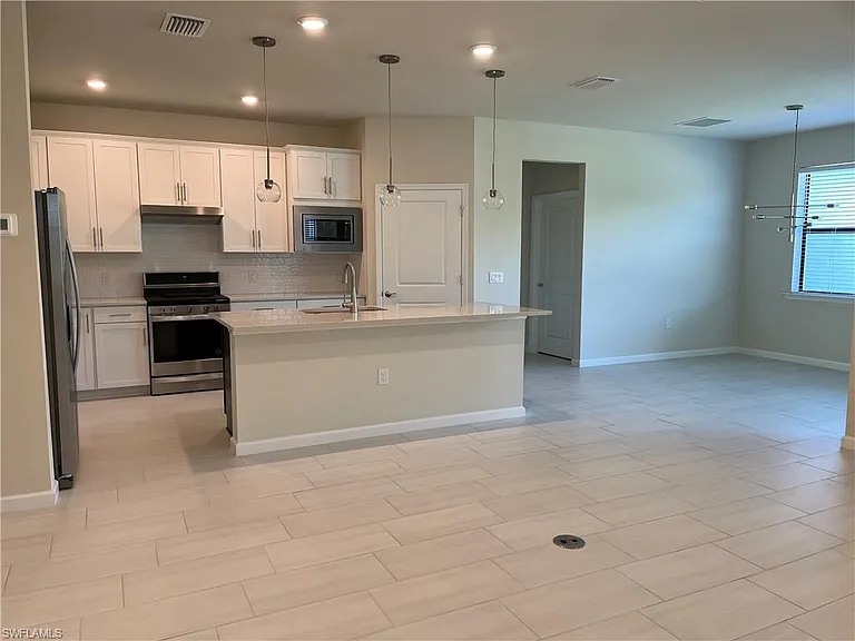 2122 Yellowfin Cir — Photo 3