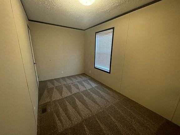 3rd image of 433 Warbler Ln #433