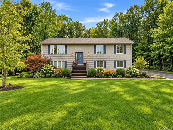 20 Amy Todt Drive, Monroe, NY 10950