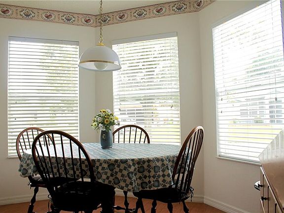 4th image of 32688 Oak Park Dr