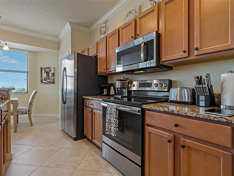6411 Grand Estuary Trl #401 — Photo 9