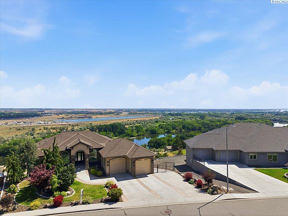 2nd image of 1051 Allenwhite Dr
