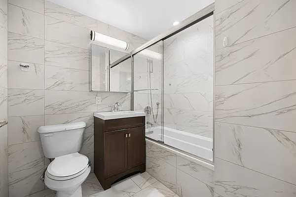 Sold by Ilite Realty Inc | media 21