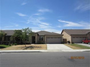 9201 Centennial Star Dr, Bakersfield, CA