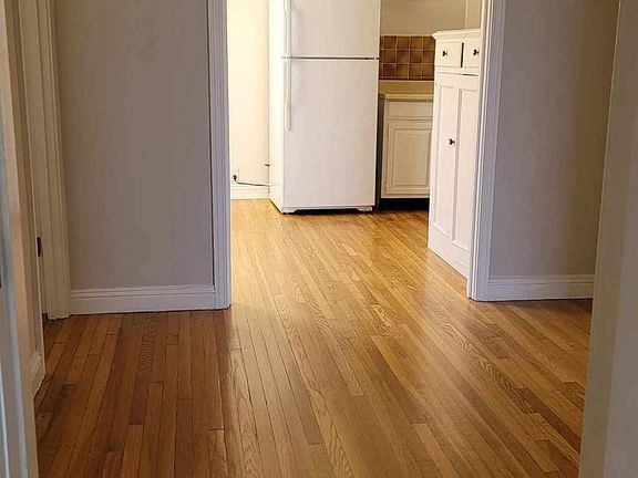 2nd image of 3730 Scott St APT 304