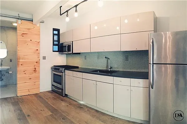 Rented by DSA Realty | media 9