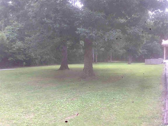 4th image of 45 Eastwood Dr