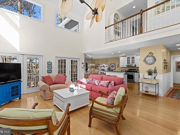 4th image of 20690 Tradewinds Ct