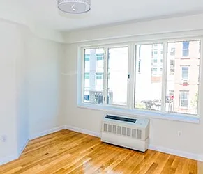 Rented by Urban Realty NYC