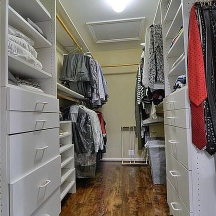 2nd image of 2583 Canal St