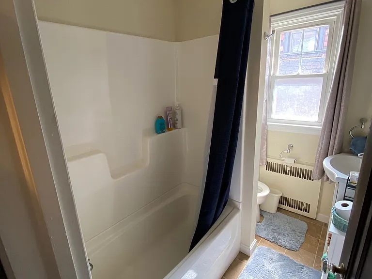 250 Lincoln Ave #4 — Photo 8