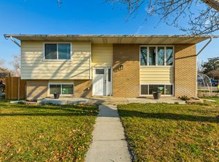 3847 S Majestic Way W, Magna, UT 84044