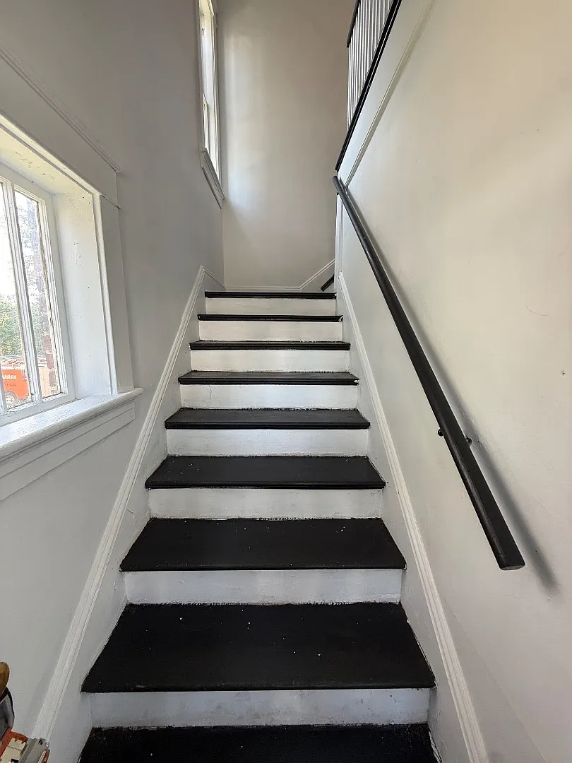 1111 Buchanan St - Unit B — Photo 3