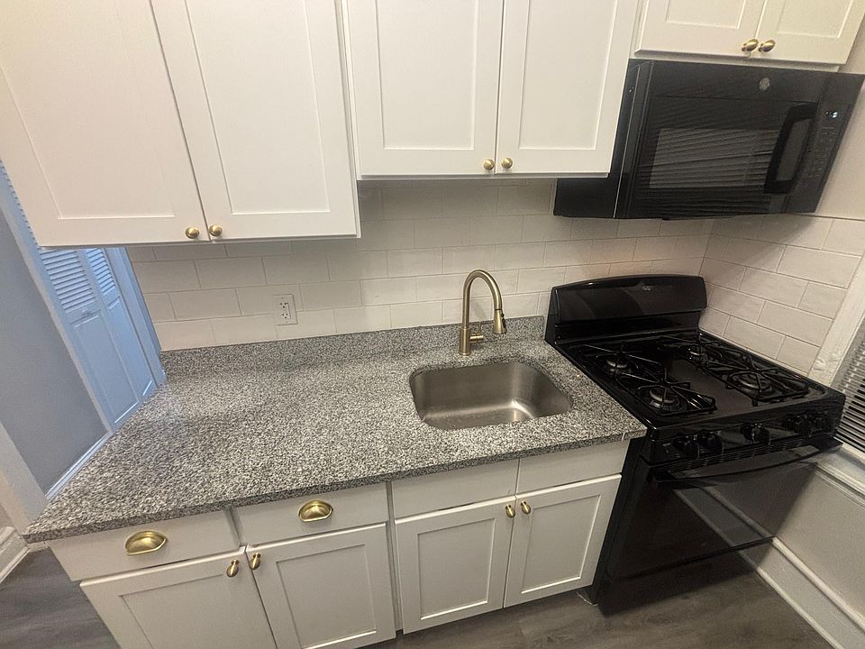 1st image of 568 Bergen Ave #6