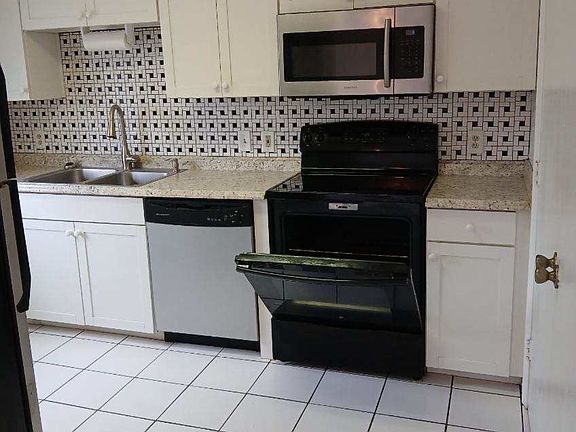 2nd image of 207 Weddell St APT 2H