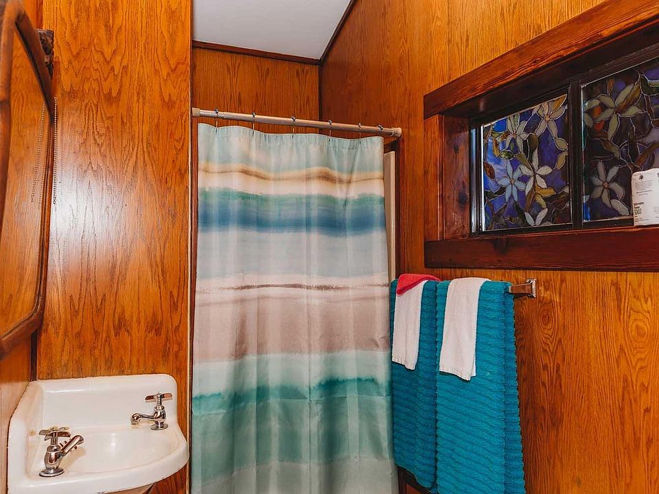 2nd image of 16320 1st St #3