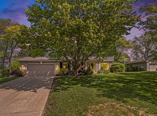 2314 Hickory Point Dr N, Portage, MI 49024