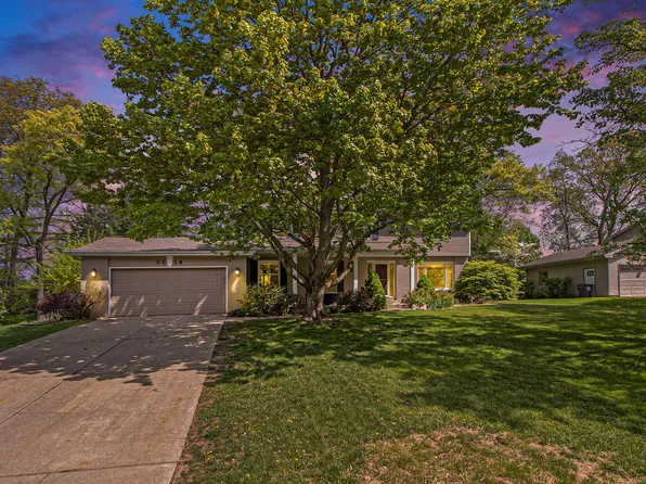 2314 Hickory Point Dr N, Portage, MI 49024